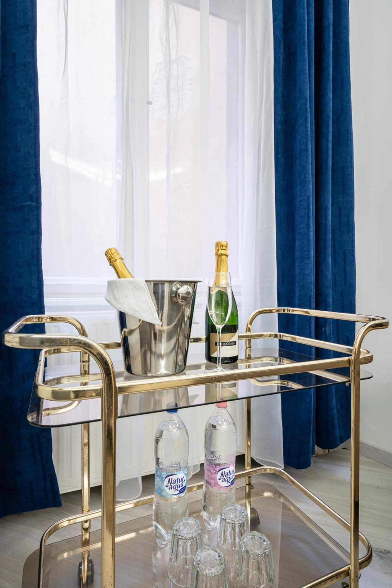 Myelegance Downtown Apartment Free Parking Budapest Exterior photo